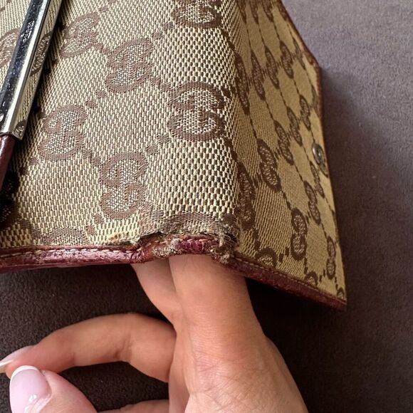 Authentic Gucci monogram wallet - Picture 6 of 8